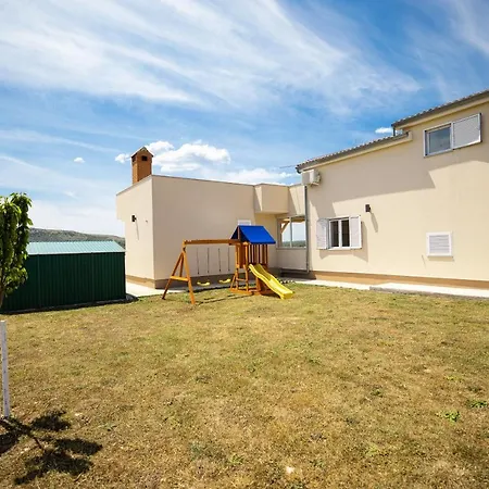Willa Iva With Heated Pool Galovac (Zadar)