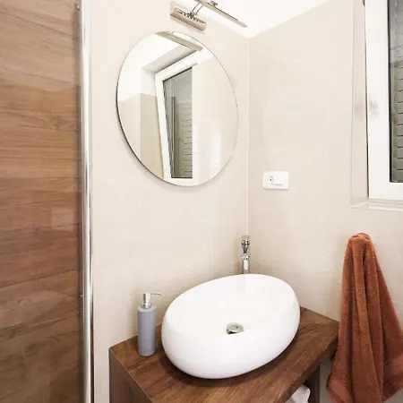 Willa Iva With Heated Pool Galovac (Zadar)