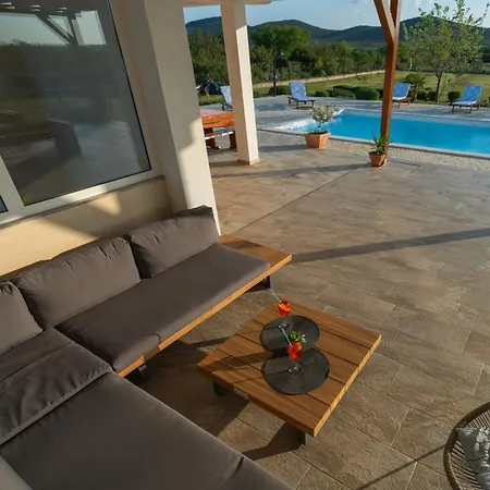 Willa Iva With Heated Pool *