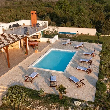 Iva With Heated Pool Galovac (Zadar)